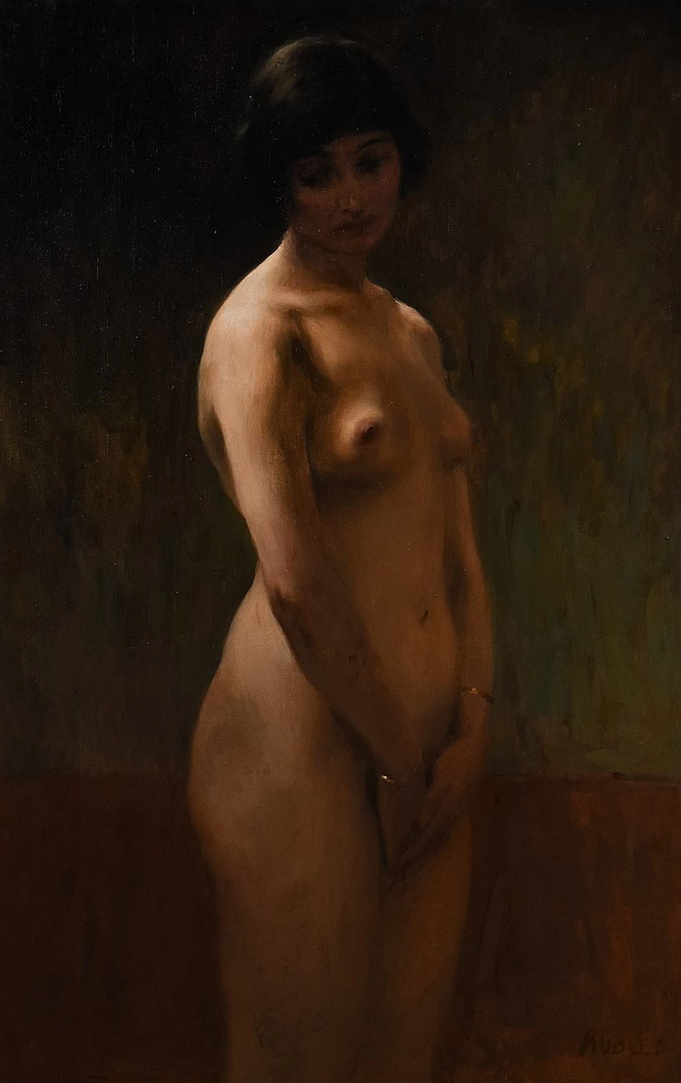 Nudo in piedi
